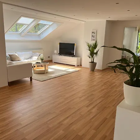 Messe- Und Ferienloft Am Nuernberger Reichswald Apartment